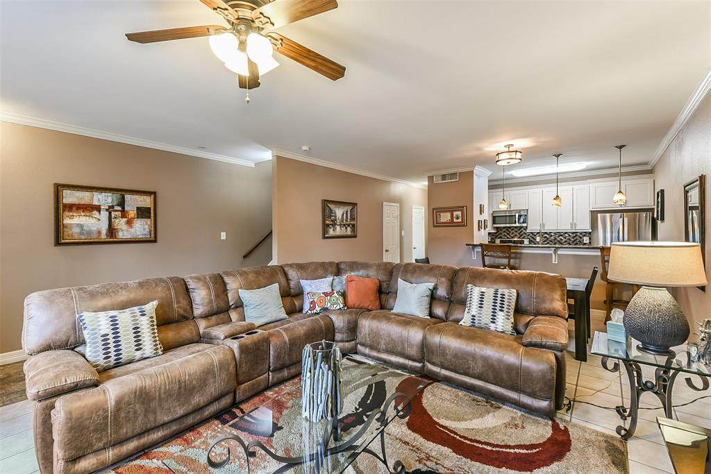 396 Wilcrest - Photo 1