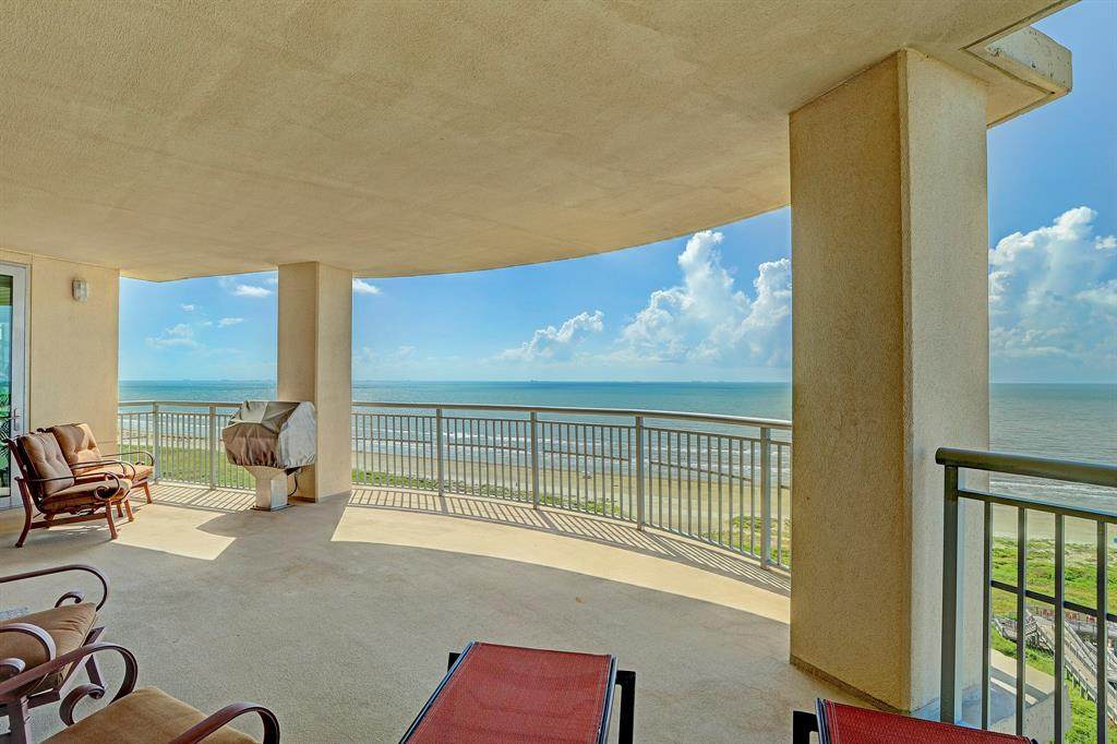 801 Beach Drive - Photo 1