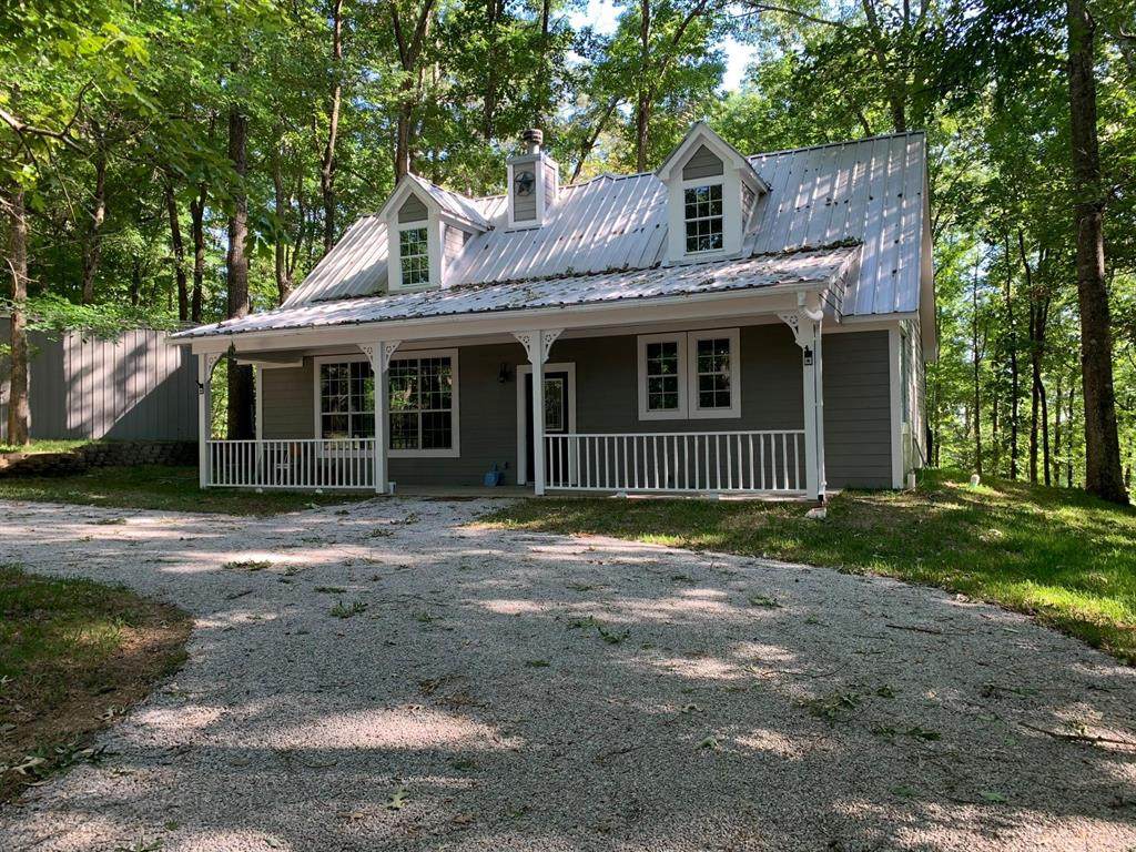 149 Woodlake Drive - Photo 1