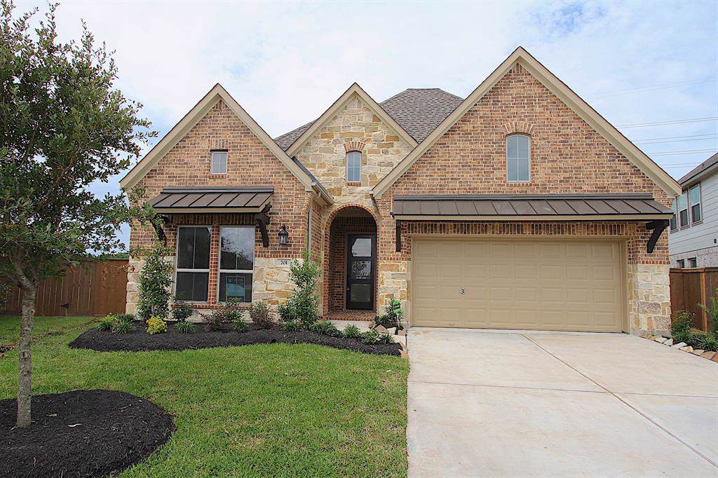 701 Angelina Street - Photo 1
