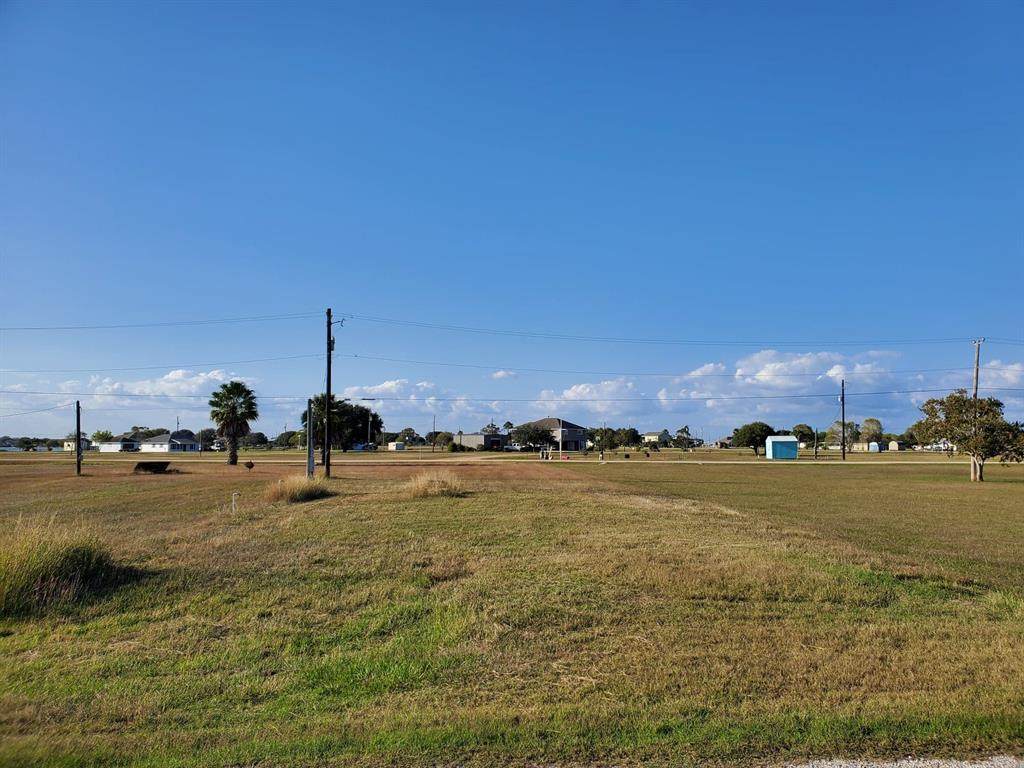 300 Stovall Drive - Photo 1