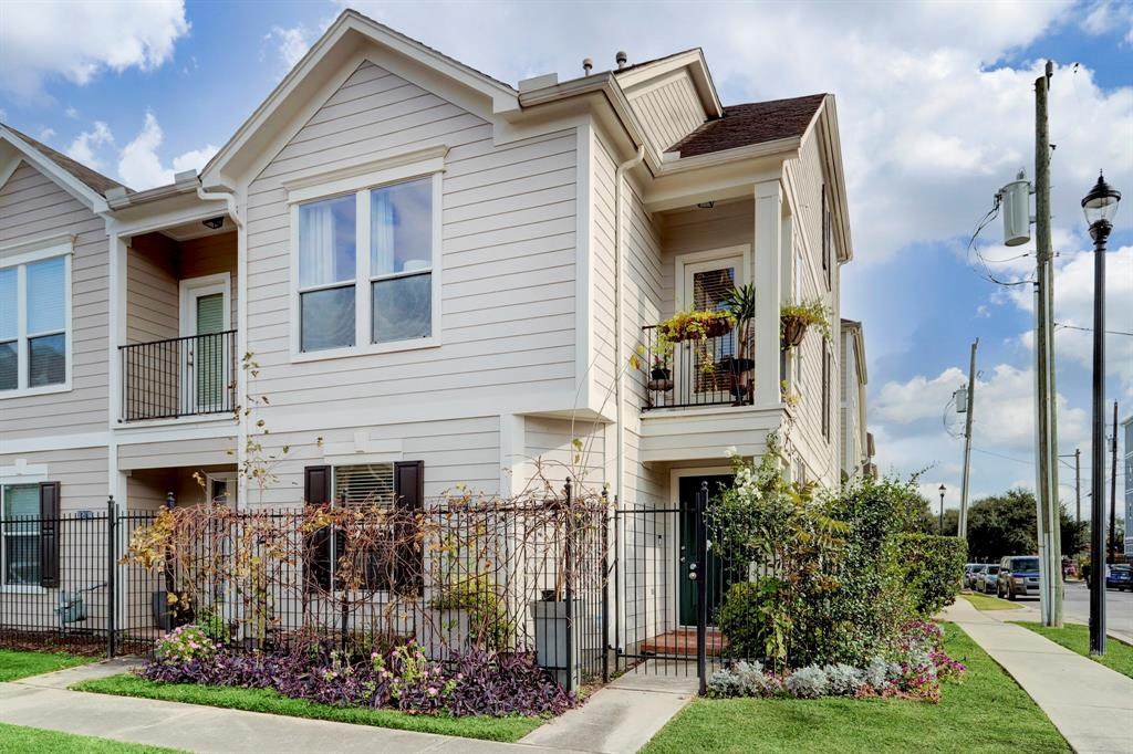 3221 Jackson Street - Photo 1