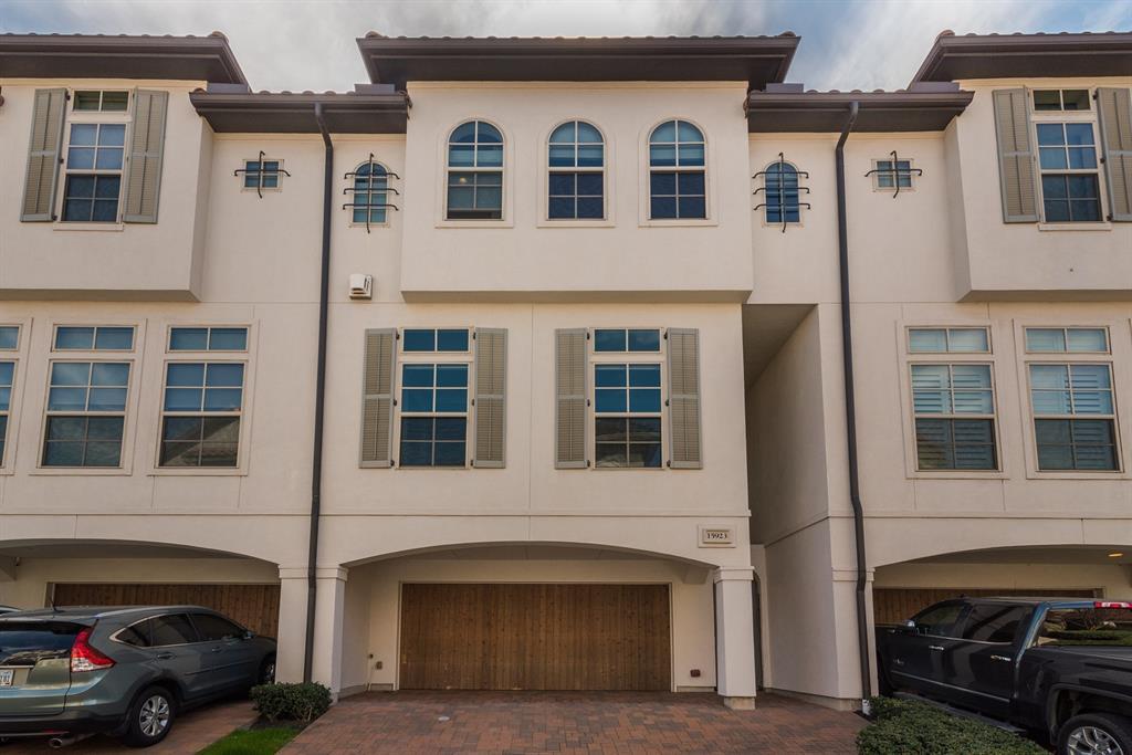15923 Morgan Street - Photo 1