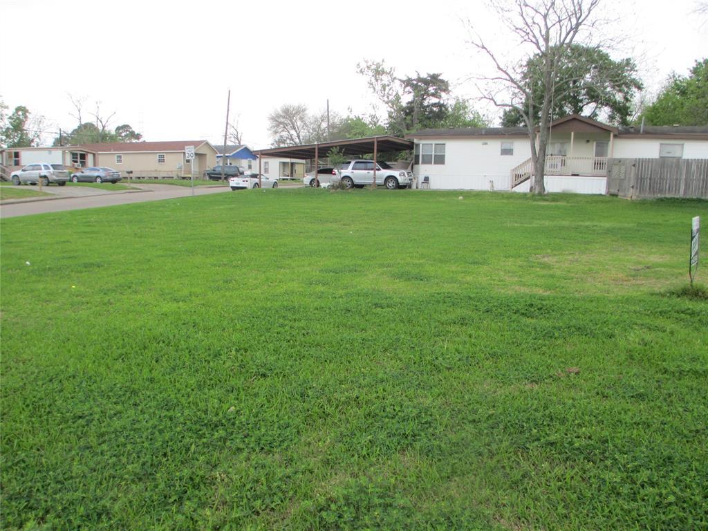 1008 Main Street - Photo 1