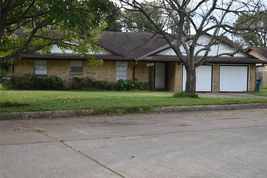 158 Pine Meadows Drive - Photo 1