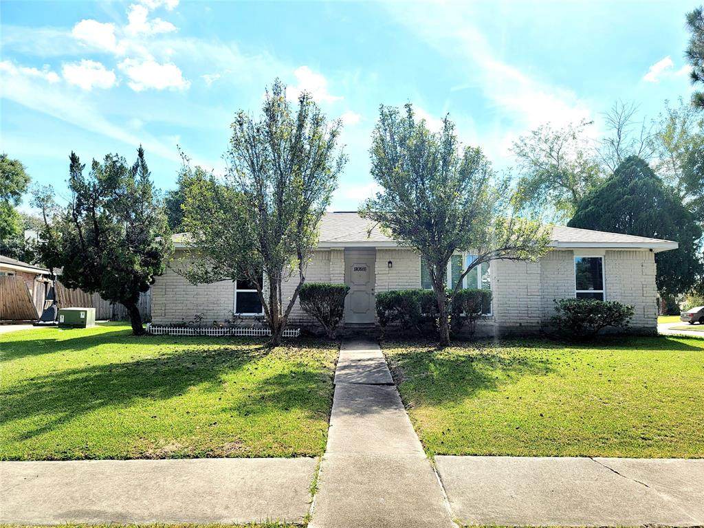 11931 Meadowdale Drive Drive - Photo 1