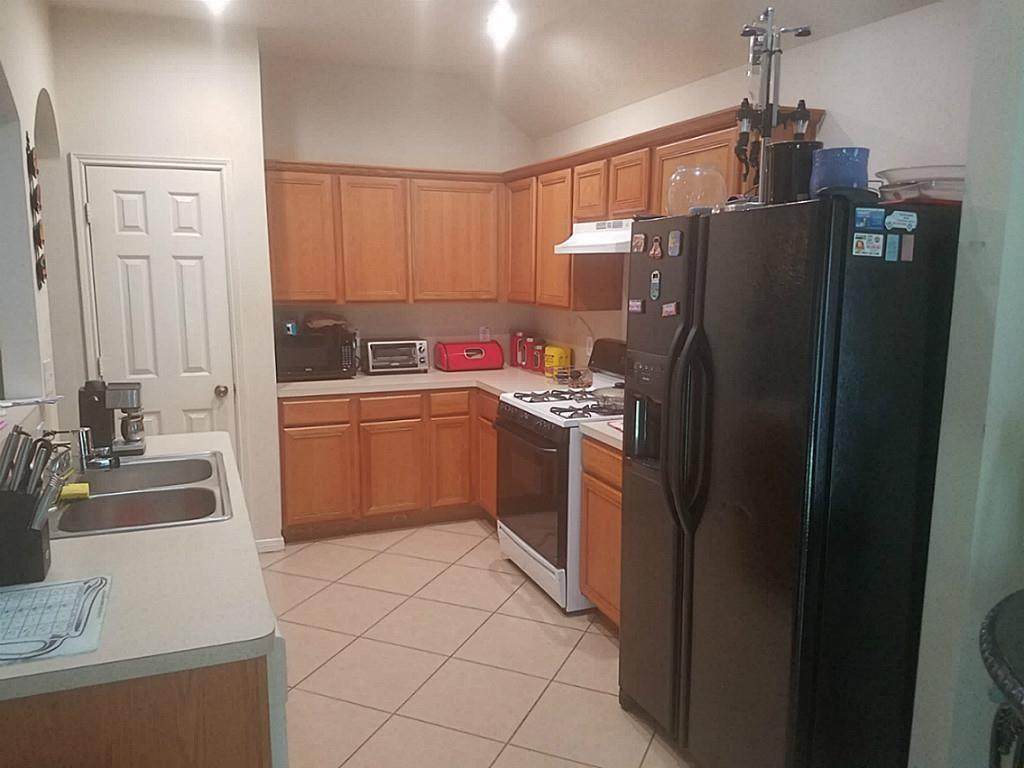 7011 Desert Bluff Lane - Photo 1