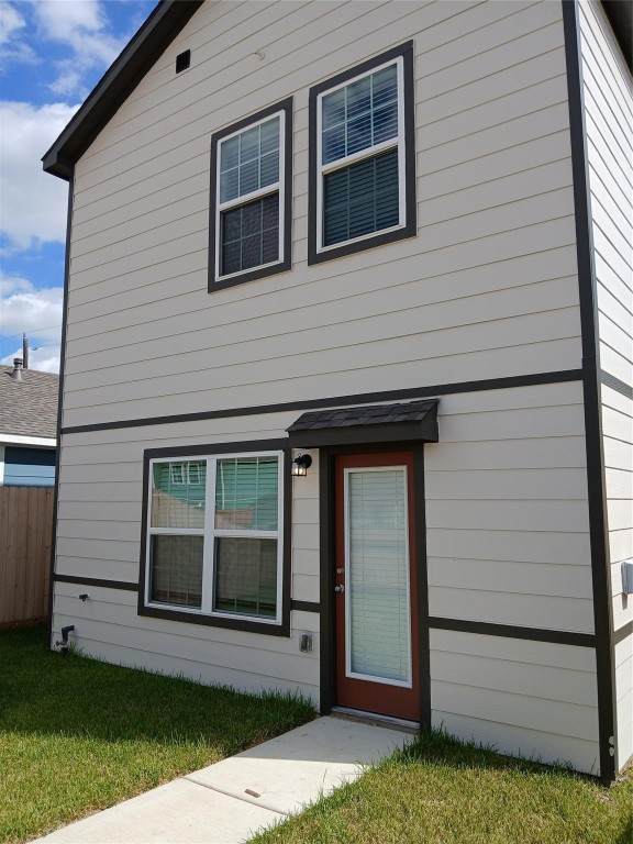 6406 Calhoun Road - Photo 1