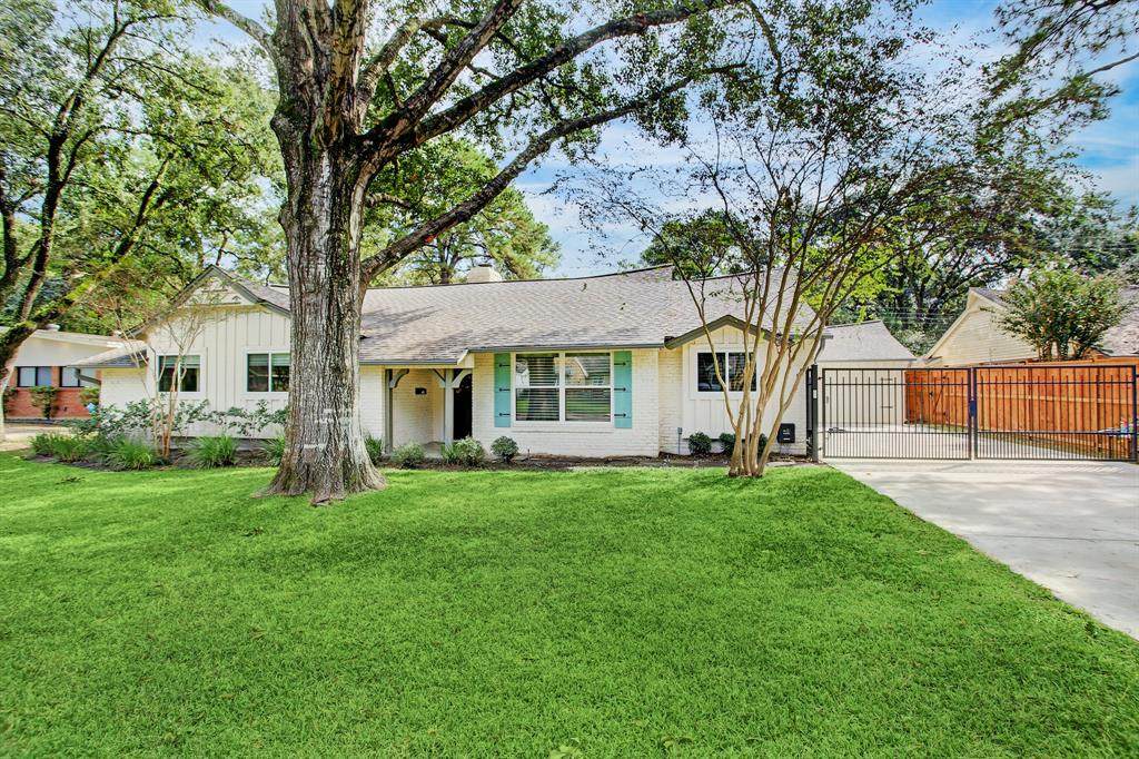 1730 Maux Drive - Photo 1