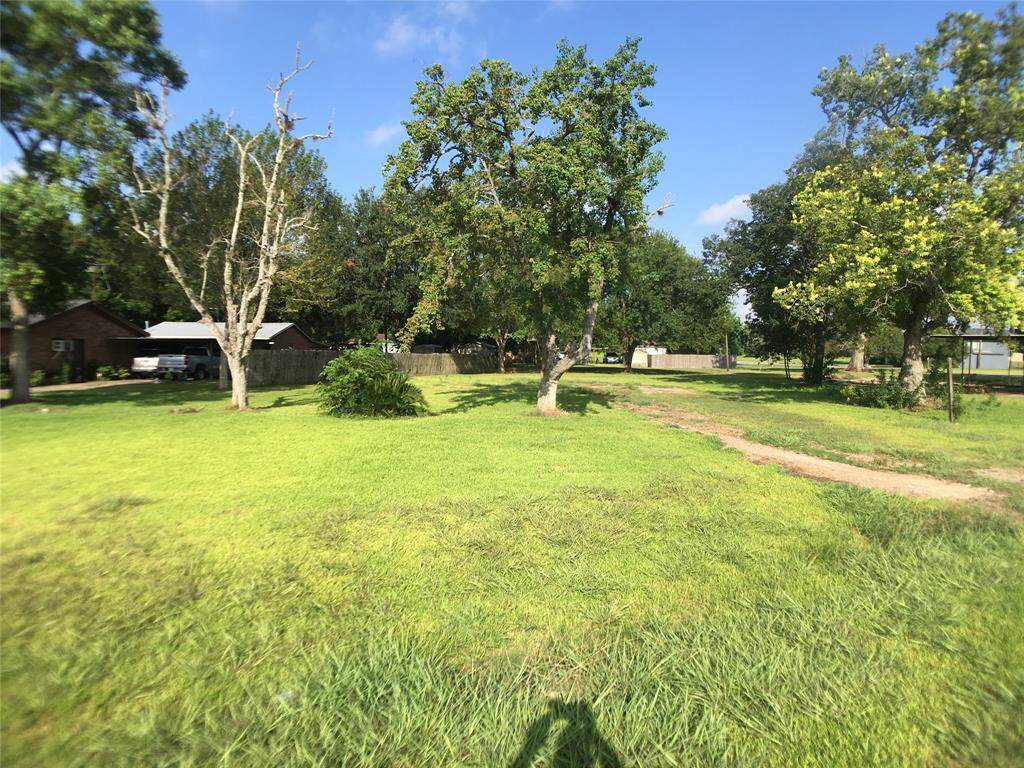 511 Kinkaid Avenue - Photo 1