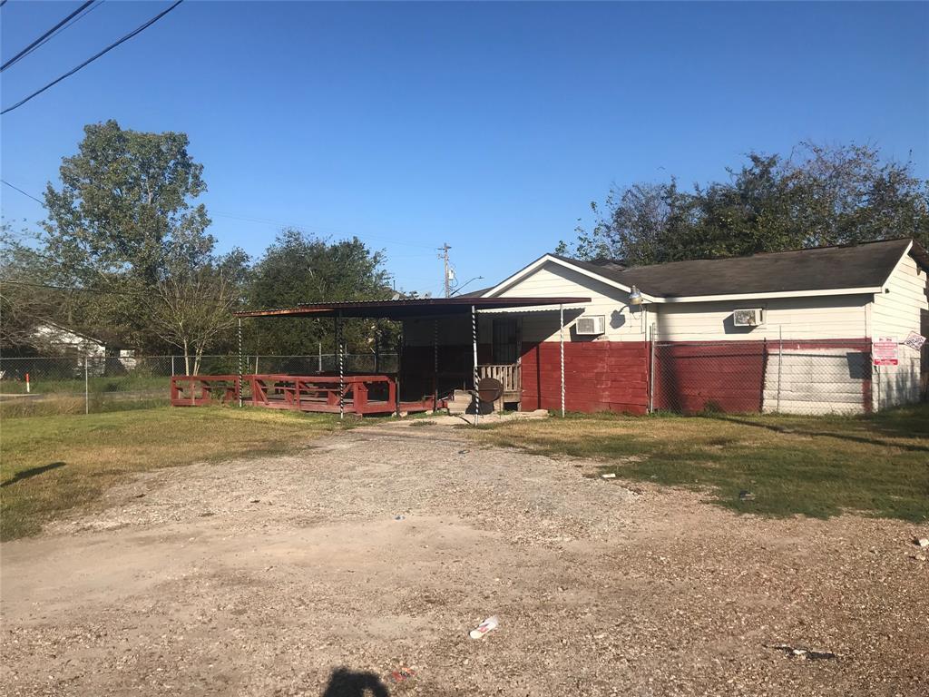 4303 Larkspur Street - Photo 1