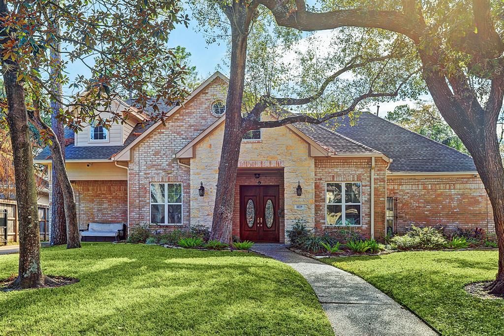 10219 Briar Drive - Photo 1
