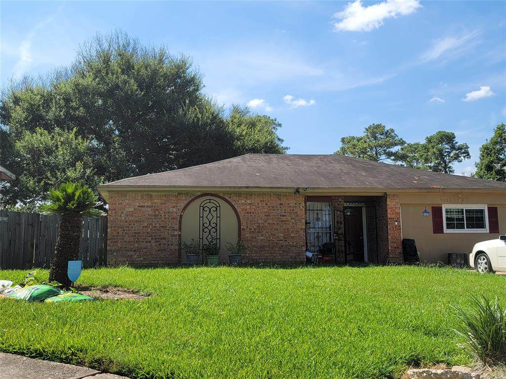 4315 Howcher Street - Photo 1