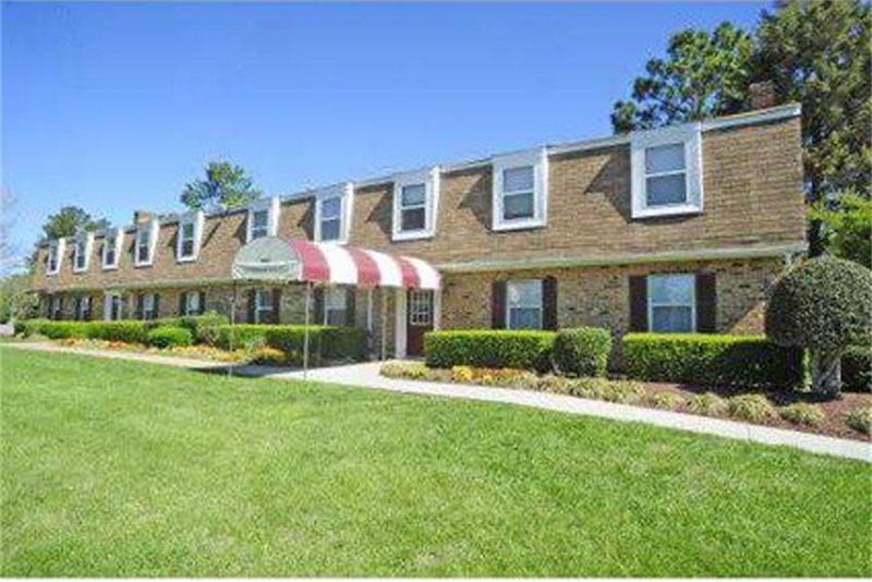 352 Fernwood Ct 101 - Photo 1