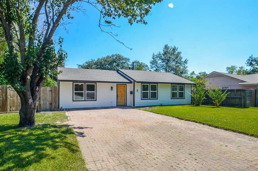 5 Glenfield Ct - Photo 1