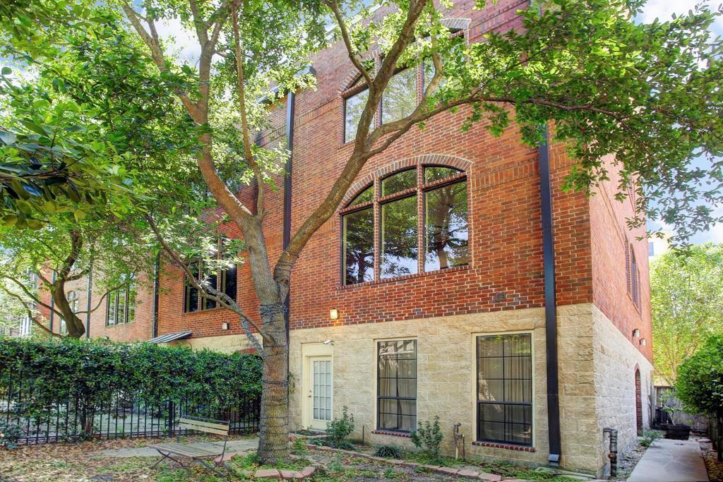 3300 Taft Street - Photo 1