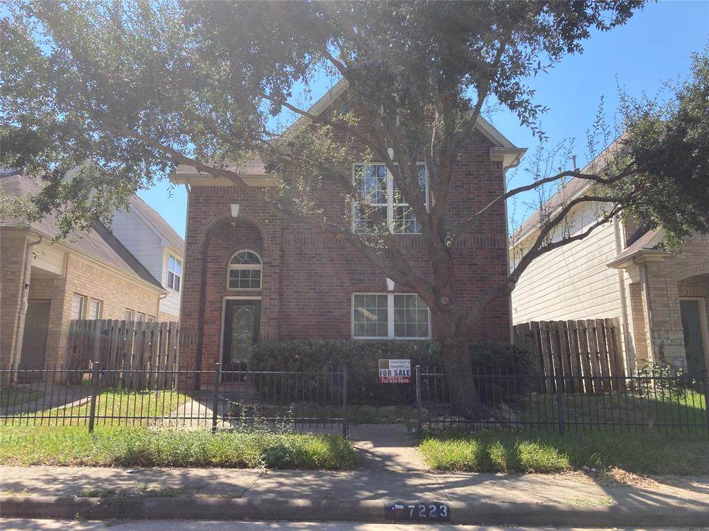 7223 Crimson Sky Drive - Photo 1