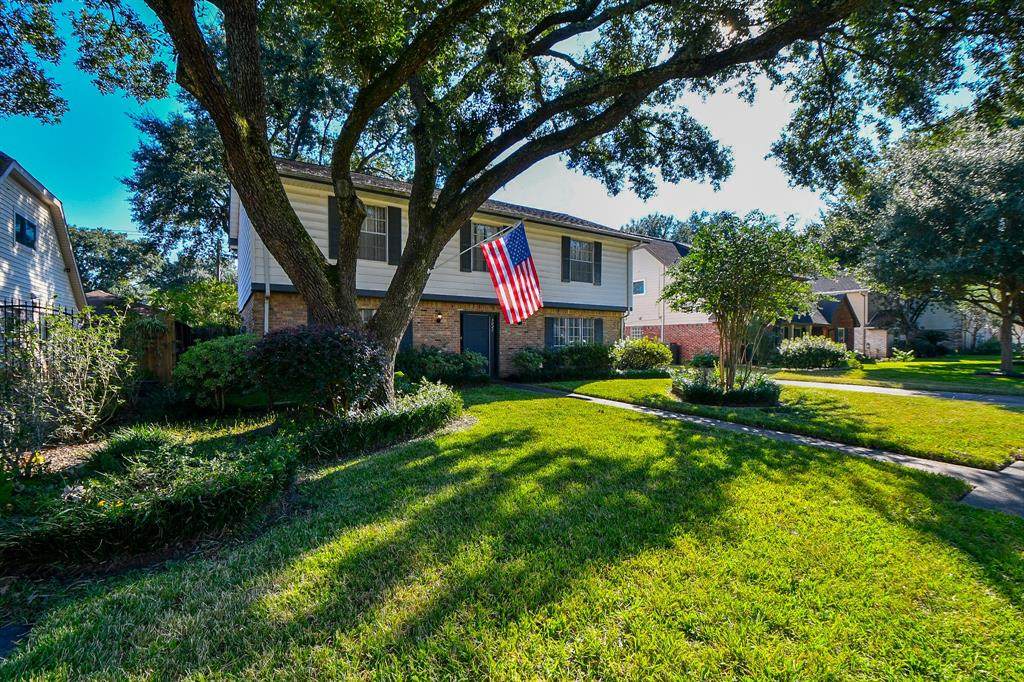 5027 Oak Shadows Drive - Photo 1