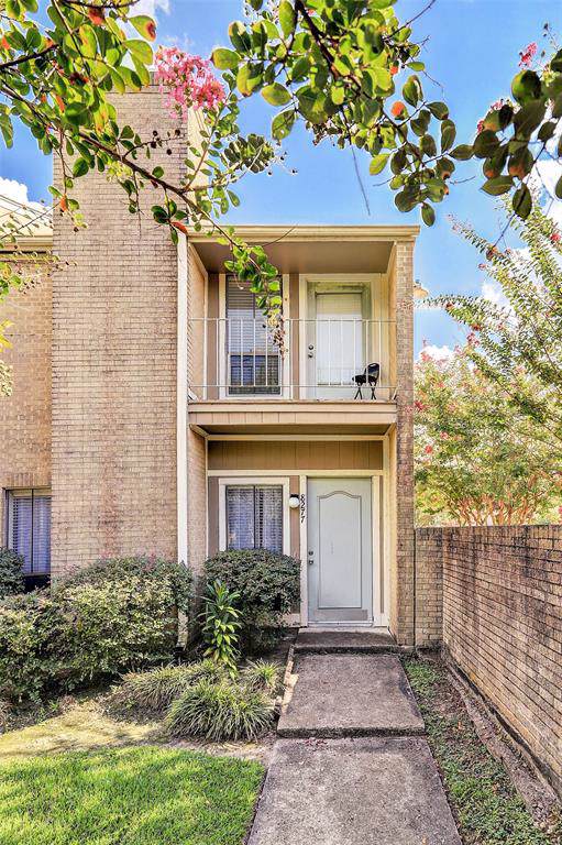 8277 Wednesbury Lane - Photo 1