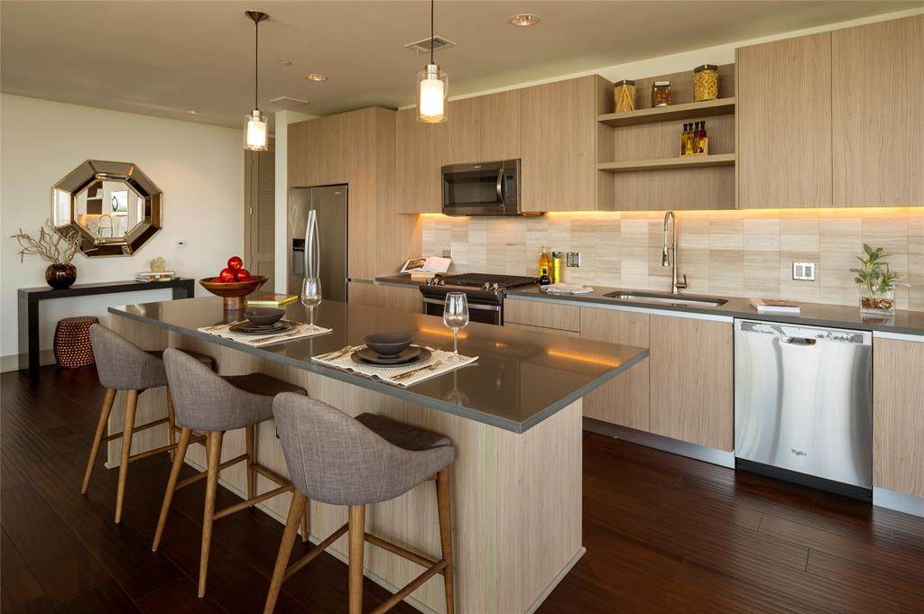 5280 Caroline Street - Photo 1