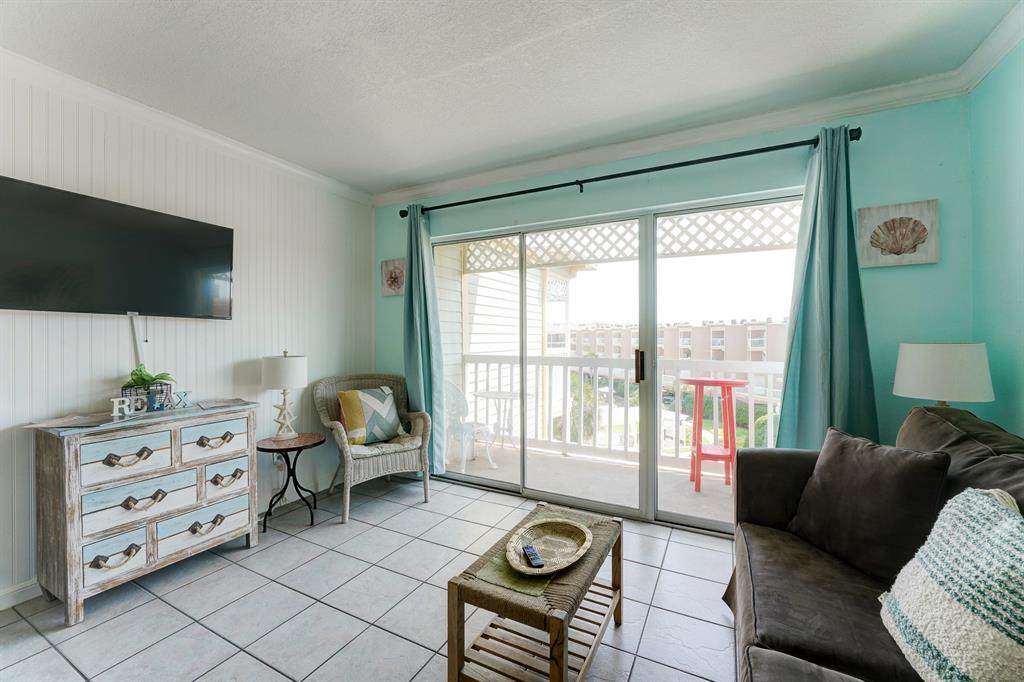 6300 Seawall Boulevard - Photo 1