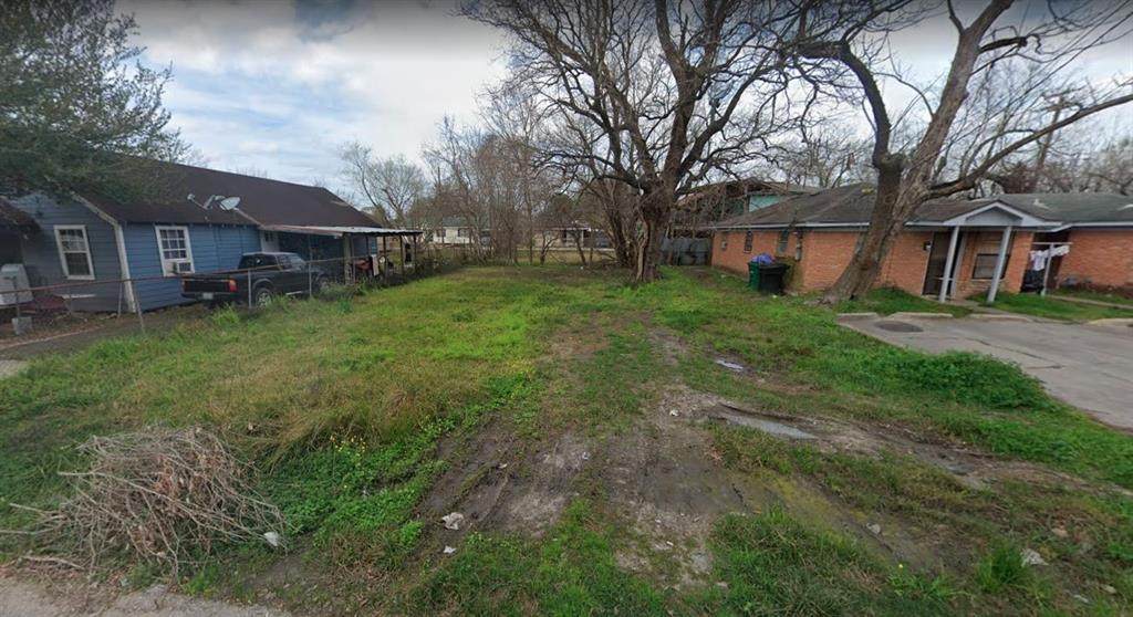 3107 Jewel Street - Photo 1
