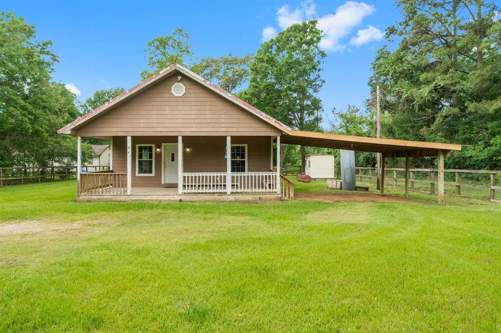 135 Yaupon Street - Photo 1