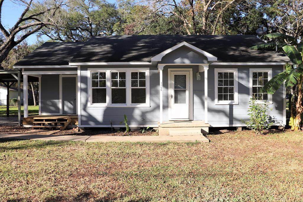 11565 Lake Street - Photo 1