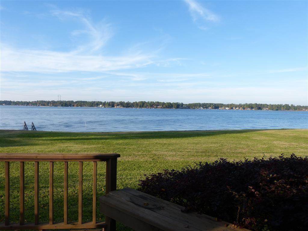 98 April Point Drive - Photo 1