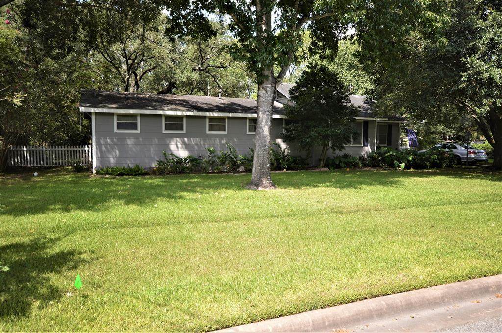 1617 East Avenue - Photo 1