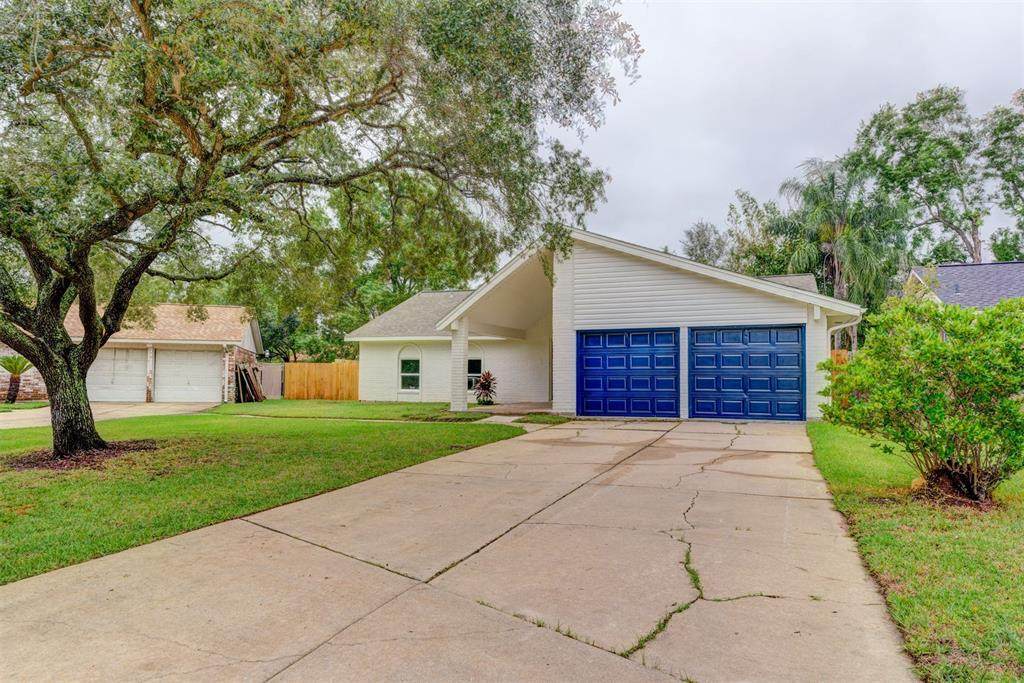 11411 Fruitwood Drive - Photo 1