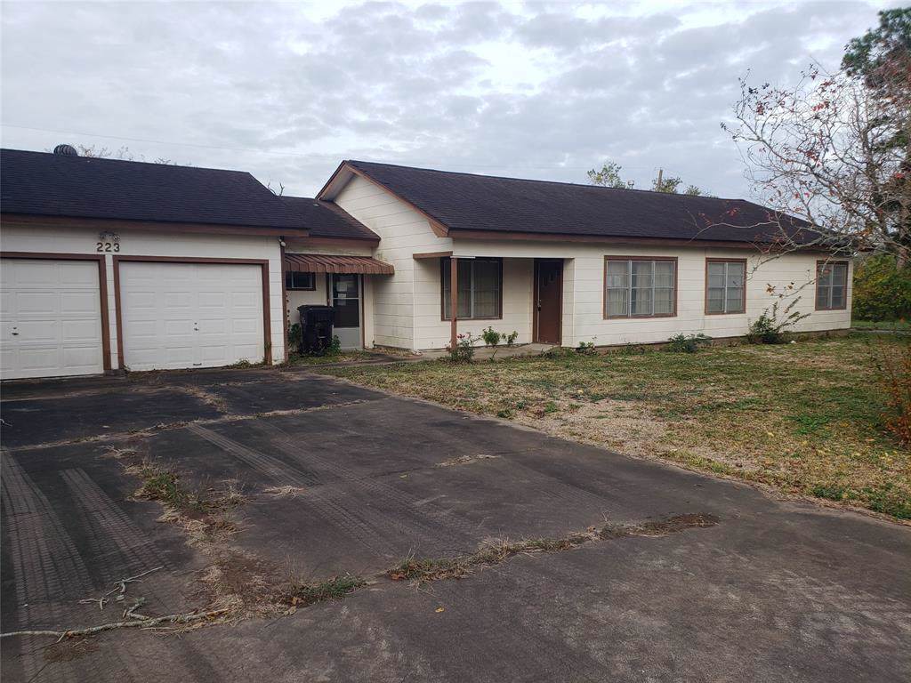 223 Magnolia Street - Photo 1 223 Magnolia Street - Photo 1
