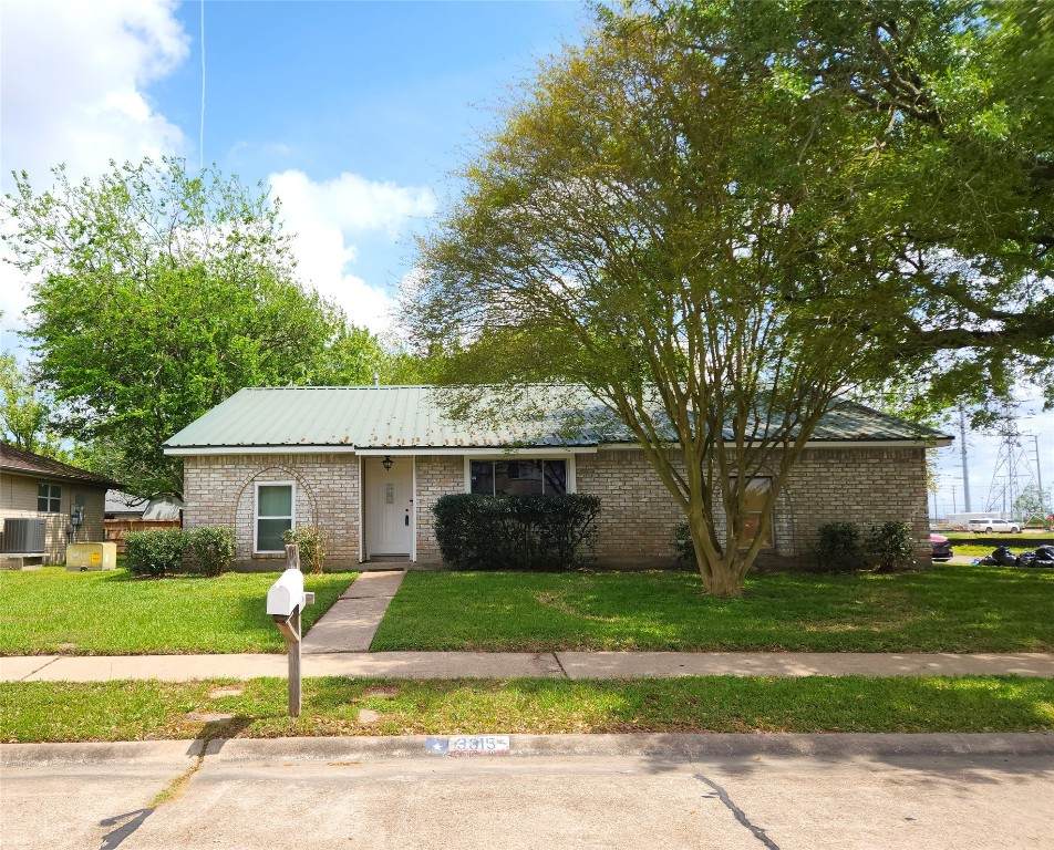 3315 Ashwyne Court - Photo 1