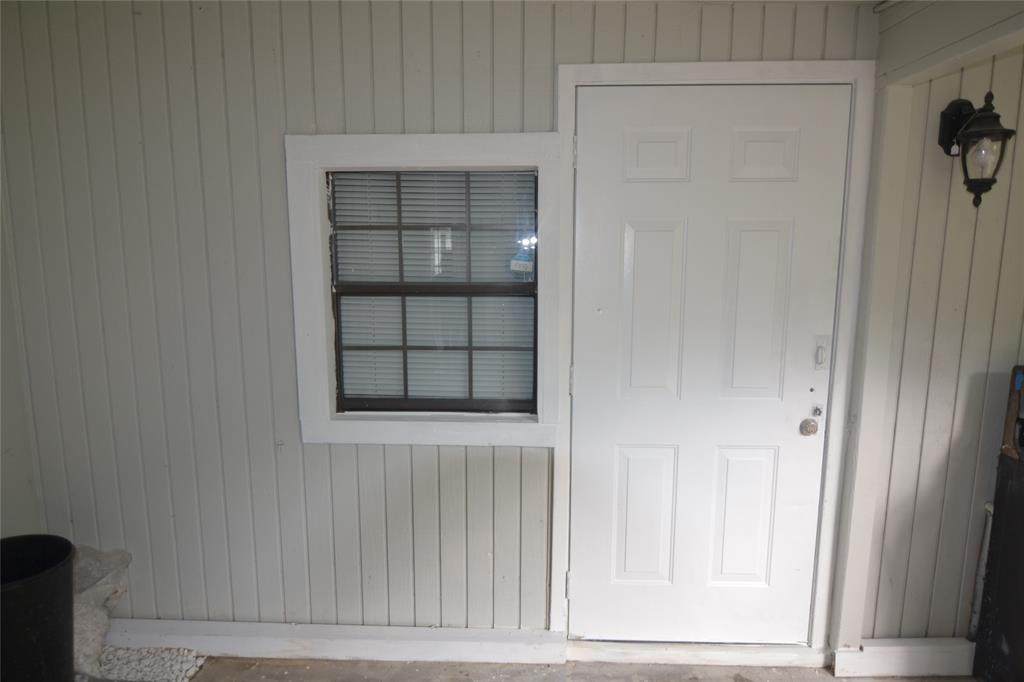 209B W Francis Street - Photo 1