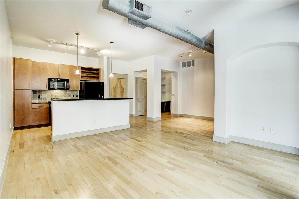 1901 Post Oak Boulevard - Photo 1