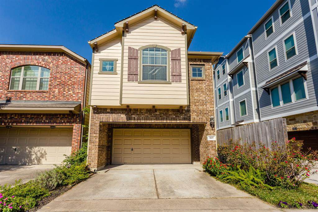 807 23rd Street - Photo 1