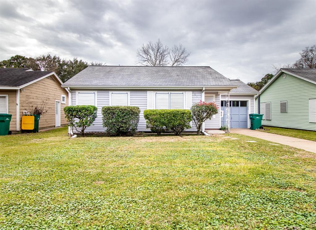 1011 Plum Street - Photo 1