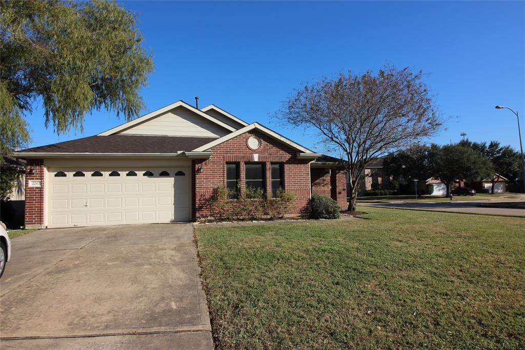 2247 Tremont Trail Lane - Photo 1