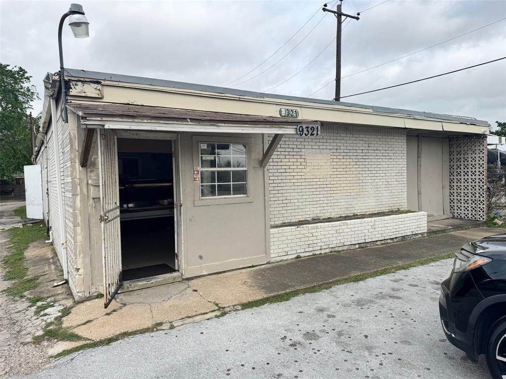 9321 Irvington Boulevard - Photo 1