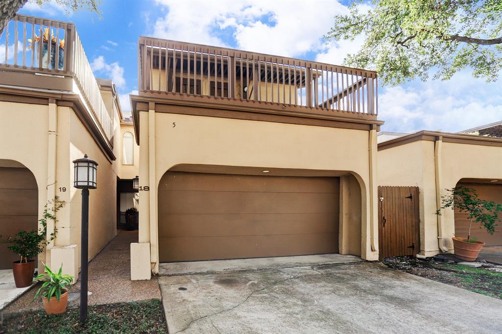1902 Augusta Drive - Photo 1