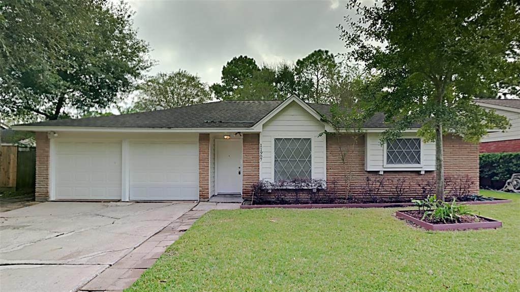 11907 Dunlap Street - Photo 1