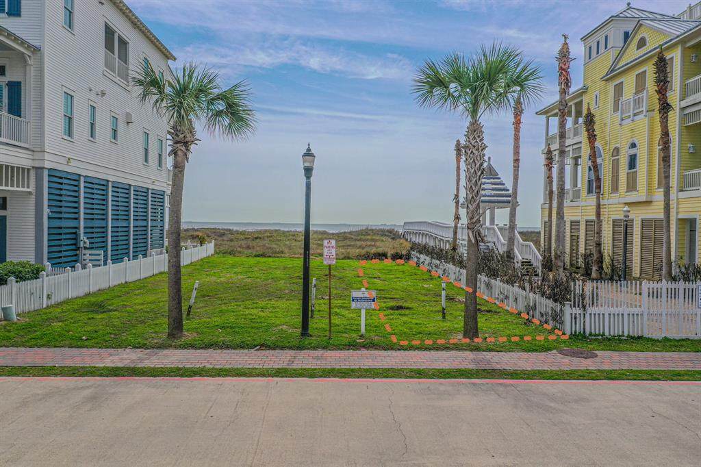 1717 Seaside Drive - Photo 1