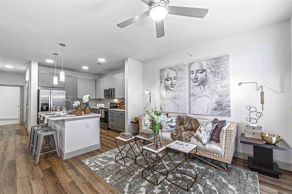 20510 Cypress Plaza Parkway - Photo 1