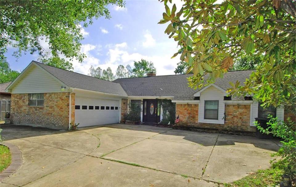7722 Antoine Drive - Photo 1