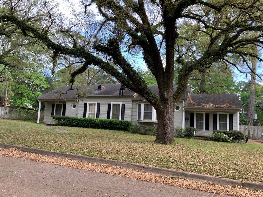 1209 Morningside Drive - Photo 1