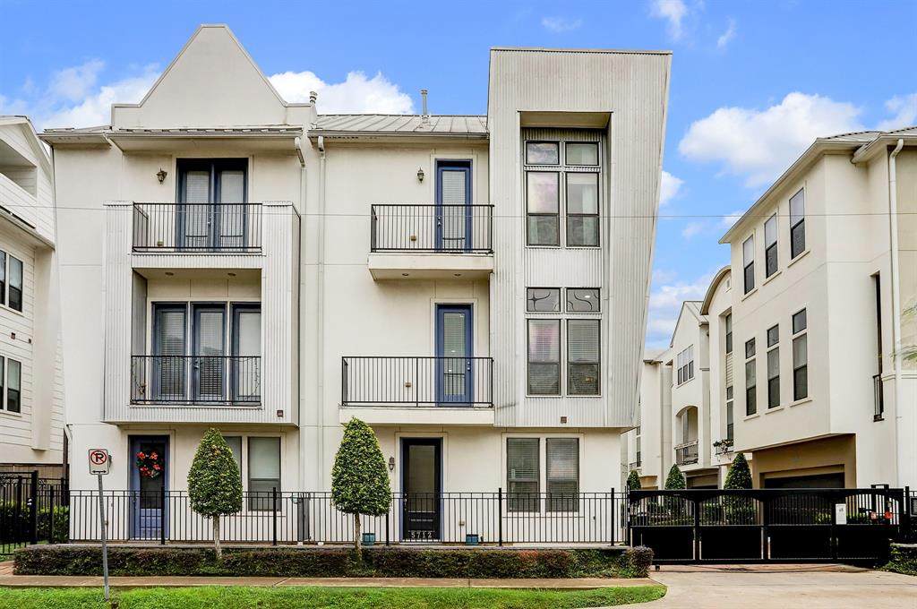 5712 Kansas Street - Photo 1