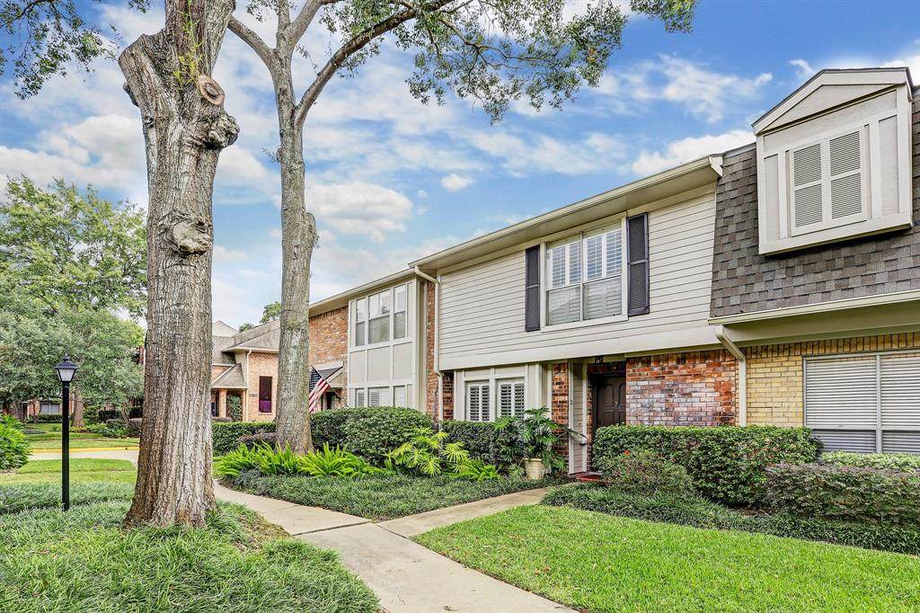 727 Bunker Hill Road - Photo 1