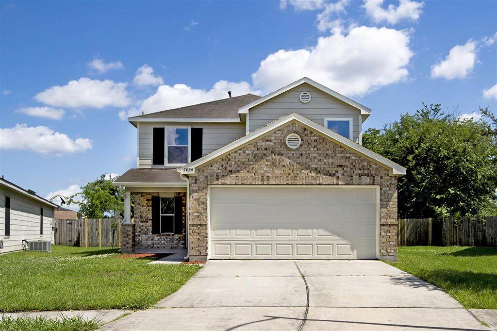 2039 Adobe Stone Drive - Photo 1