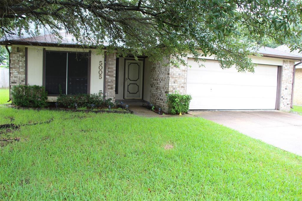 5005 Meadow Crest Street - Photo 1