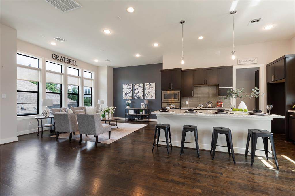 1707 Weber Street - Photo 1